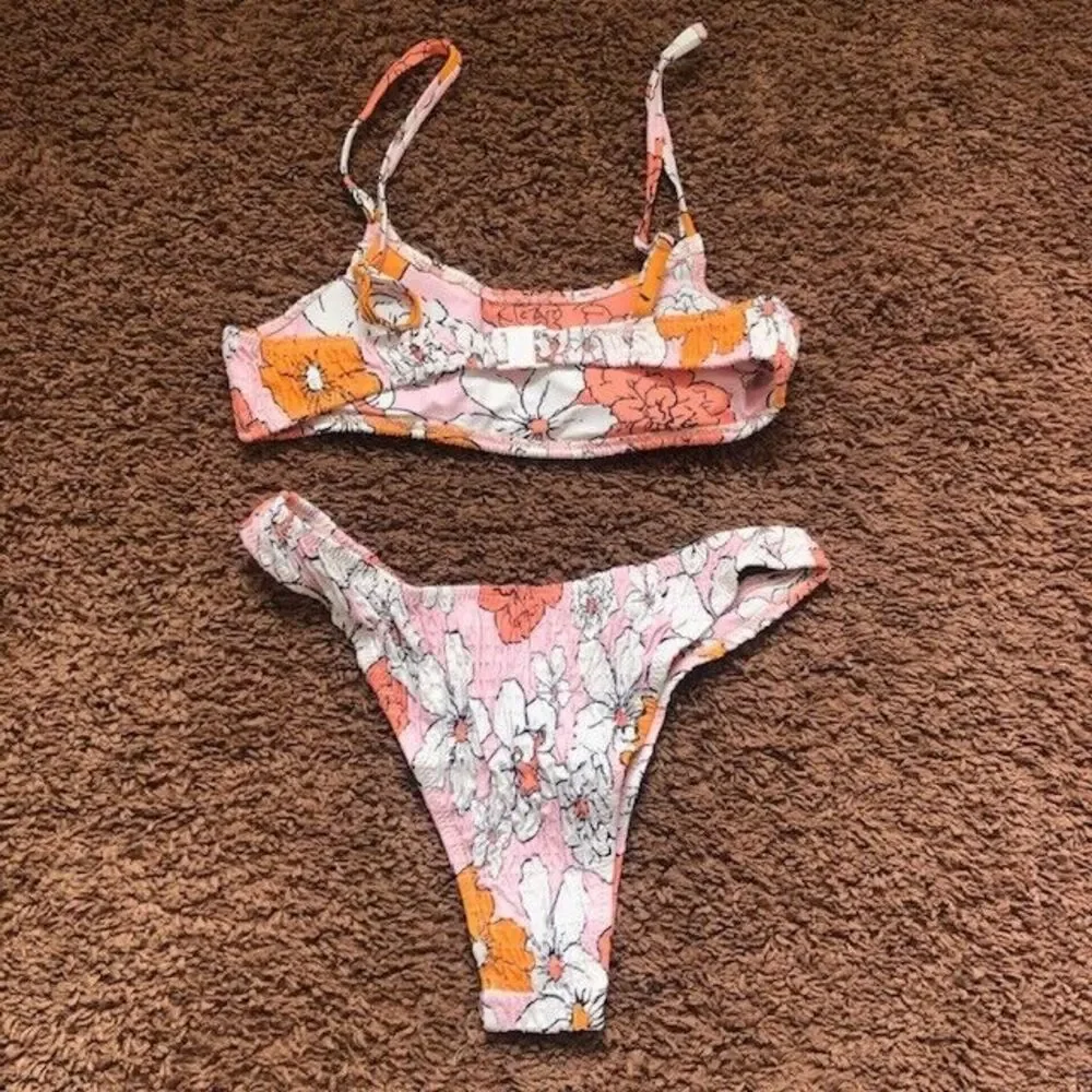 VOLAFA Women's Smocked Ruched Triangle Bikini Print Swimsuit Set 2 Piece Small‎